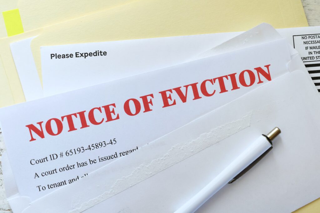 notice-of-eviction-in-red-in-an-envelope-that-came-6JY58B9