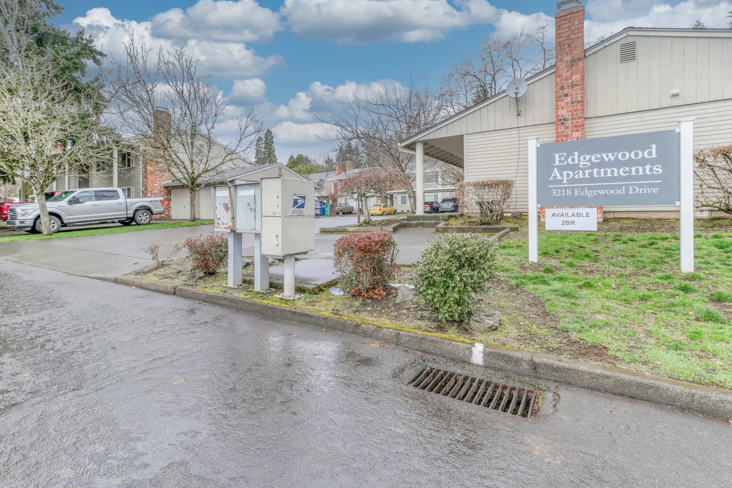 Edgewood Apartments Unit D (14) Edgewood Apartments in Vancouver, WA