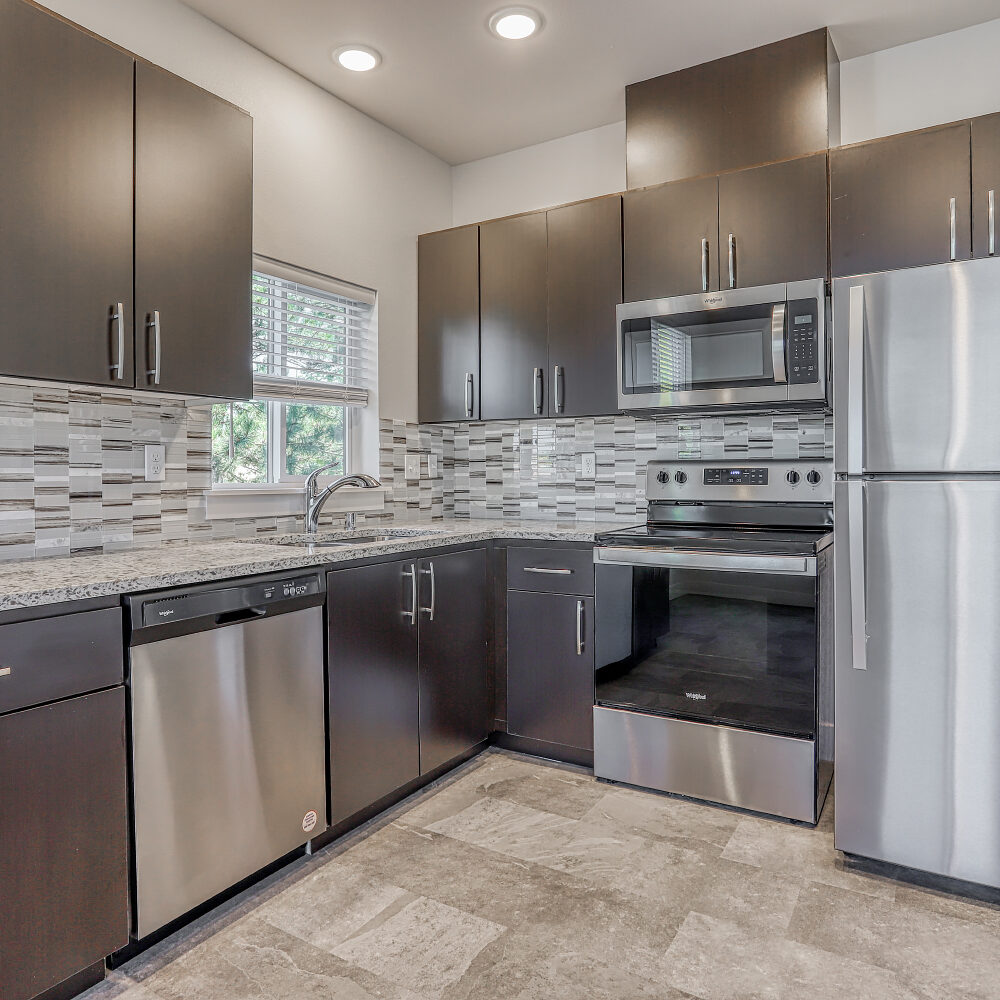 10 West Apartments in Kennewick WA
