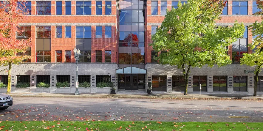 1750-SW-Harbor-Way-Portland-OR-Primary-Photo-1-Large