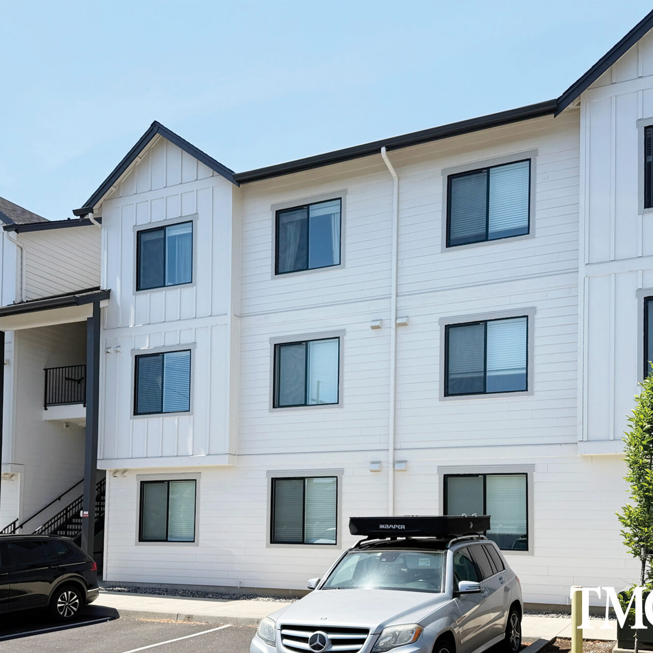 51st Street Apartments