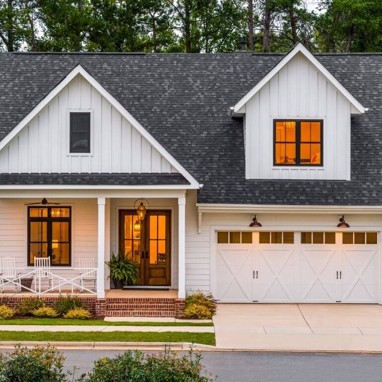 black-and-white-farmhouse