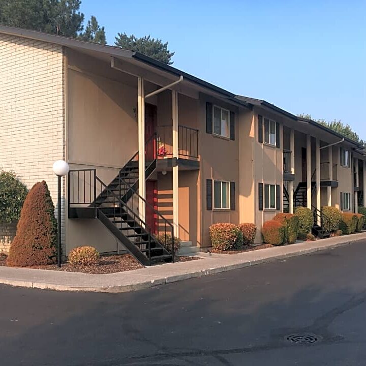 The Illahee Apartments in Richland WA